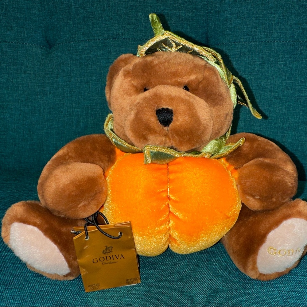 Godiva Chocolatier Teddy Bear Dressed as Pumpkin 7" Fall Plush Thanksgiving MINT